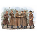 1/35 Soviet Artillery – Commander Inspection