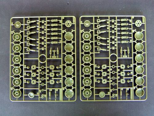 1/35 챌린저2 KFOR Kosovo 도저장착형