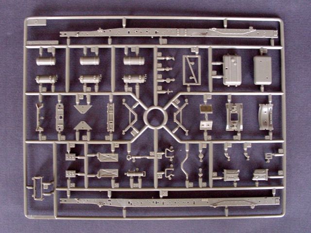 1/35 SOVIET ZIL-157K ARMY TRUCK