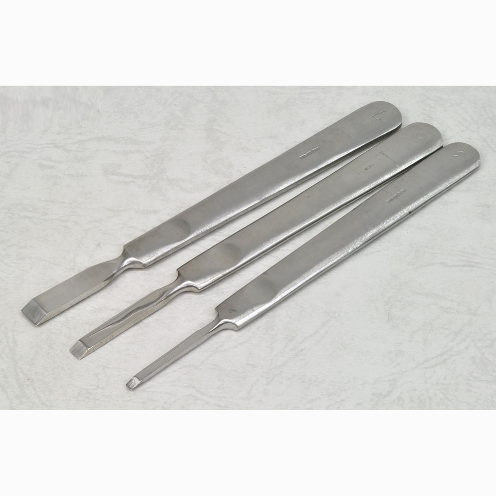 FLAT SCULPTURE BLADE